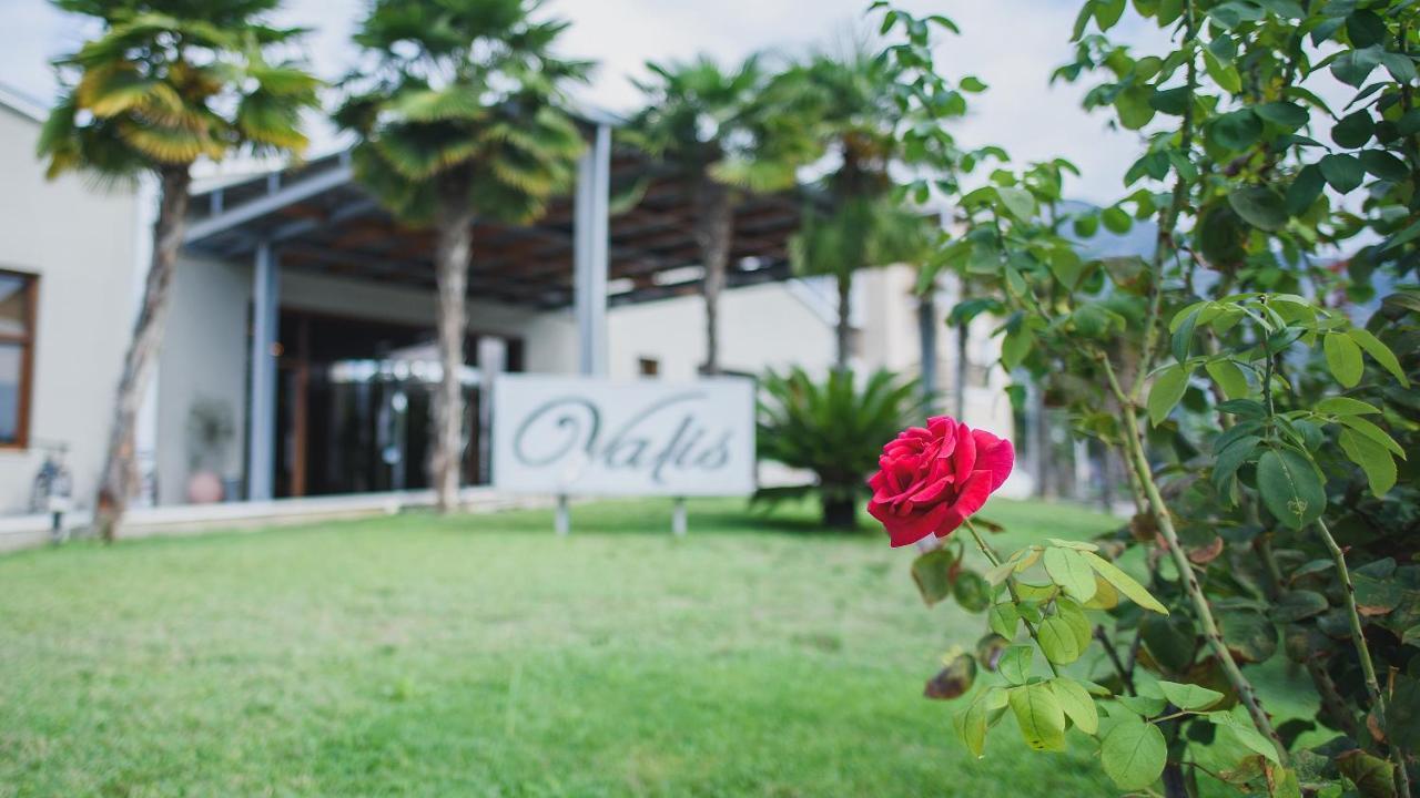Valis Resort Hotel Volos Eksteriør bilde Oaks Cypress Lakes