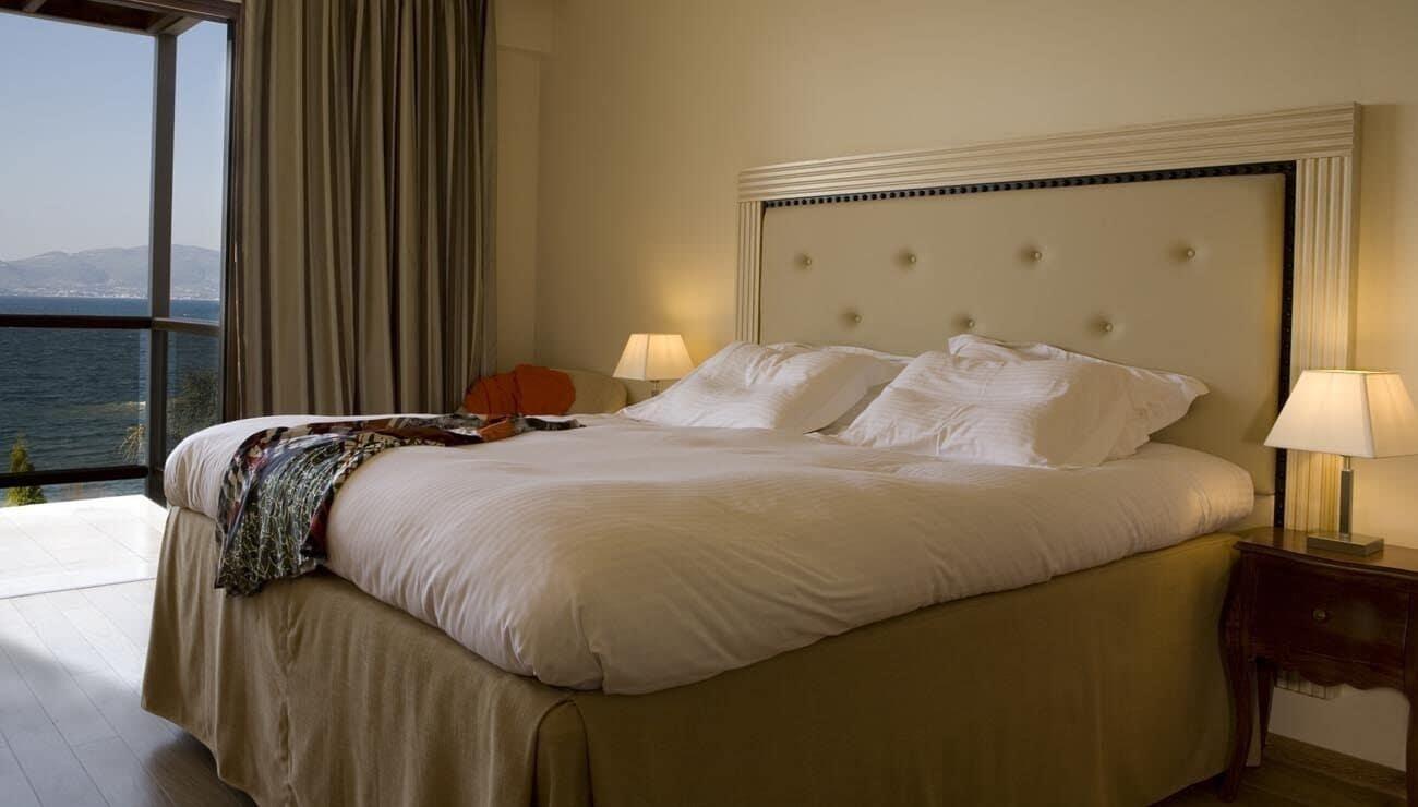 Valis Resort Hotel Volos Eksteriør bilde A bedroom at the hotel