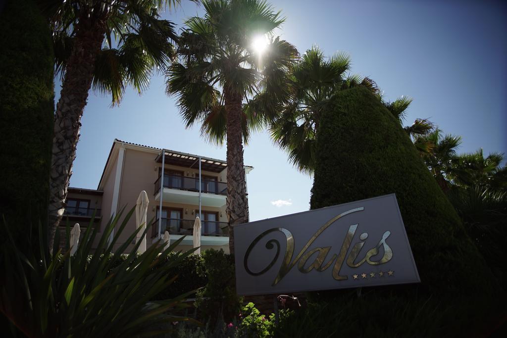 Valis Resort Hotel Volos Eksteriør bilde The sign of the Miss Europe Continental Pageant